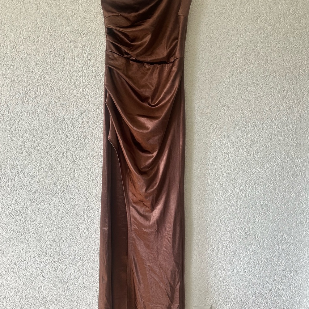 Windsor Brown Strapless Ruched Cocktail Dress